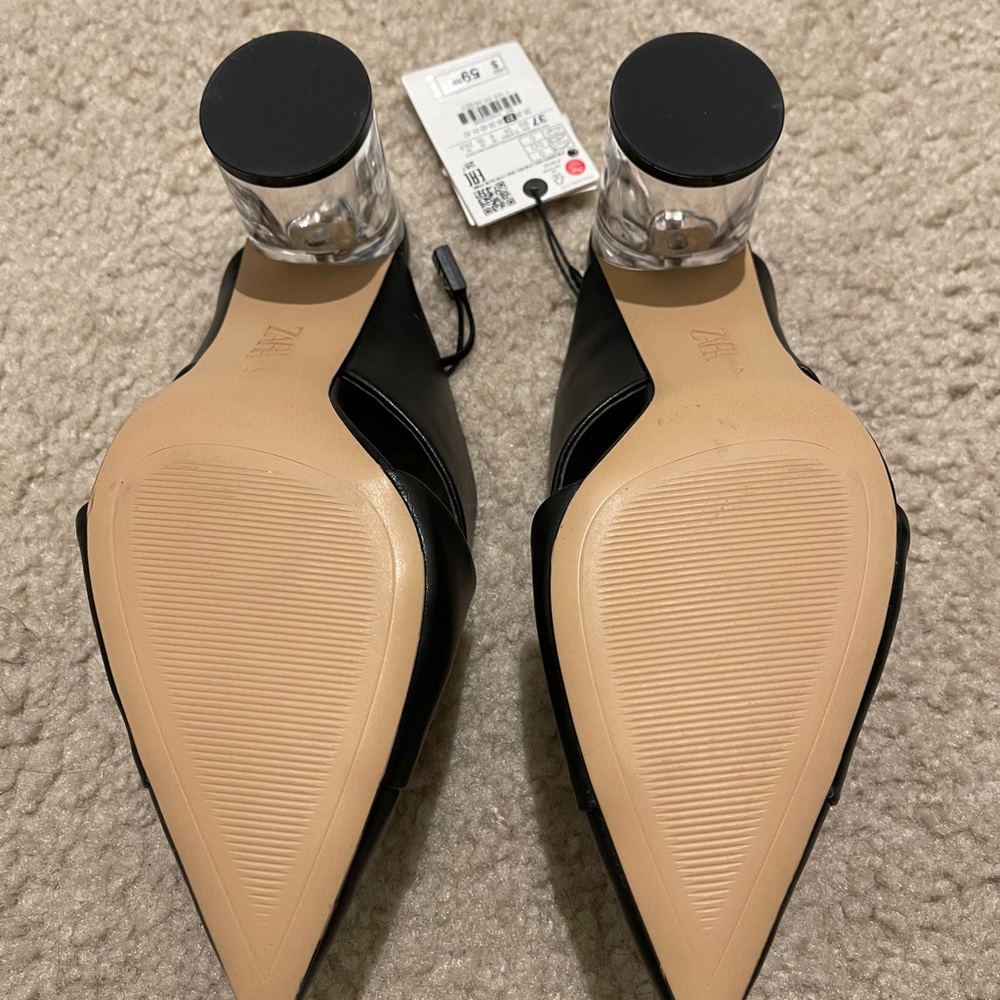 BNWT Zara low heels in black size 37 - Picture 2 of 5